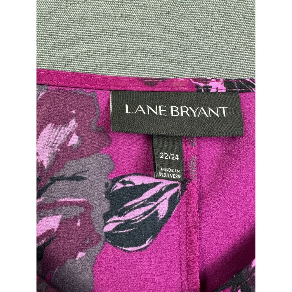 Lane Bryant Magenta Floral V-Neck Blouse Lace Trim Bell Sleeve Plus Size 22/24‎